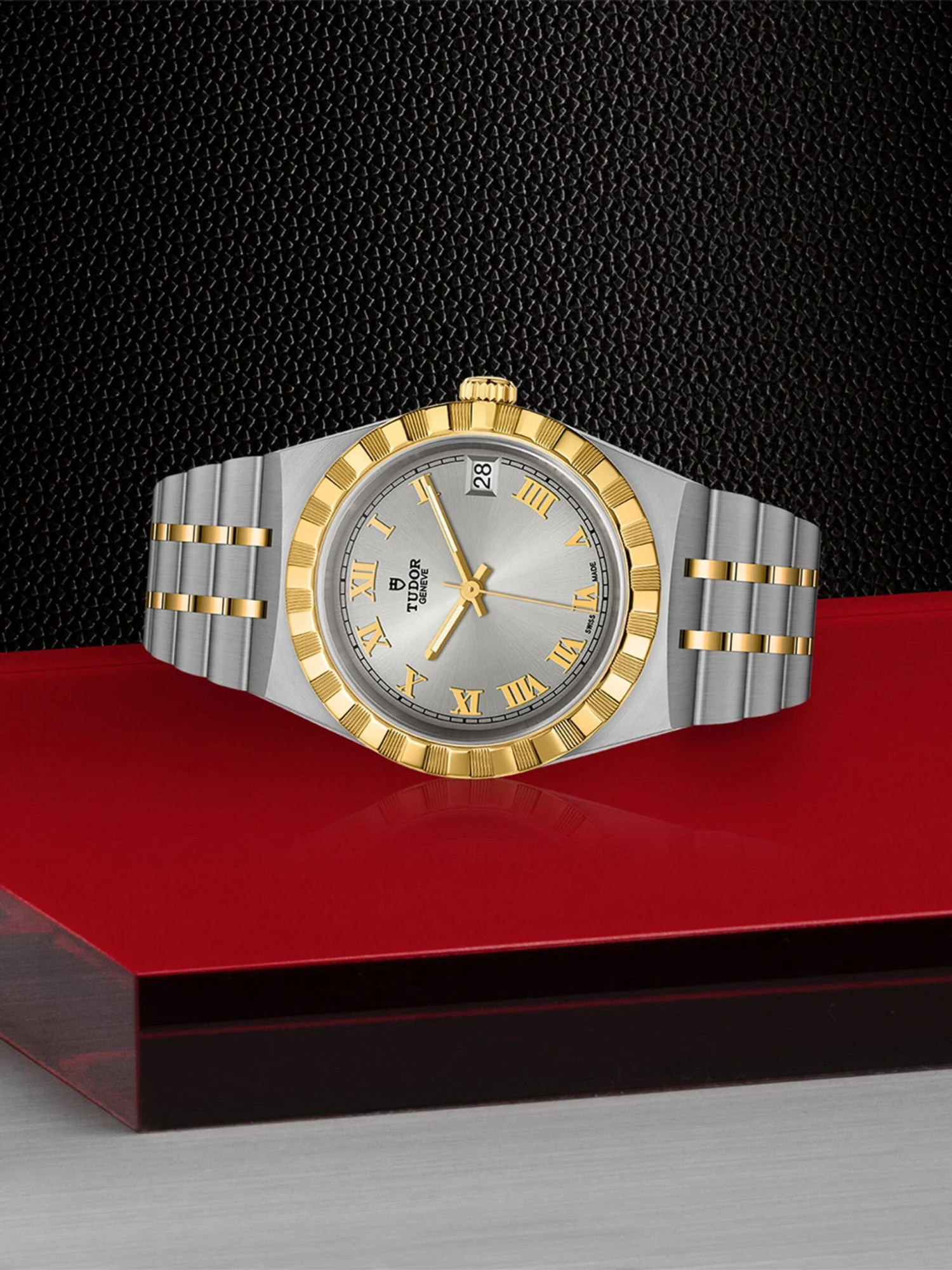 Tudor Royal 34 4 Tudor Royal 34 - Image 2